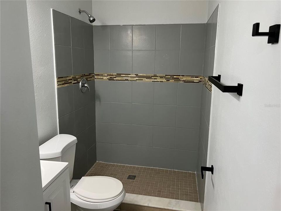 В аренду: $1,900 (2 спален, 1 ванн, 1008 Квадратных фут)