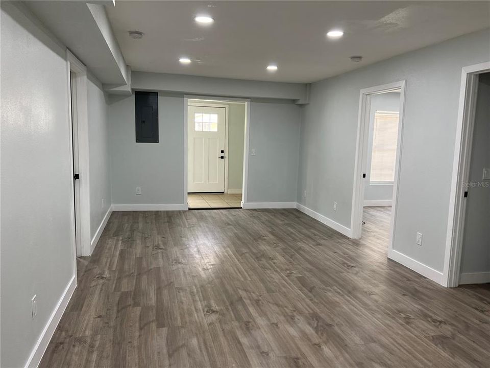 В аренду: $1,900 (2 спален, 1 ванн, 1008 Квадратных фут)
