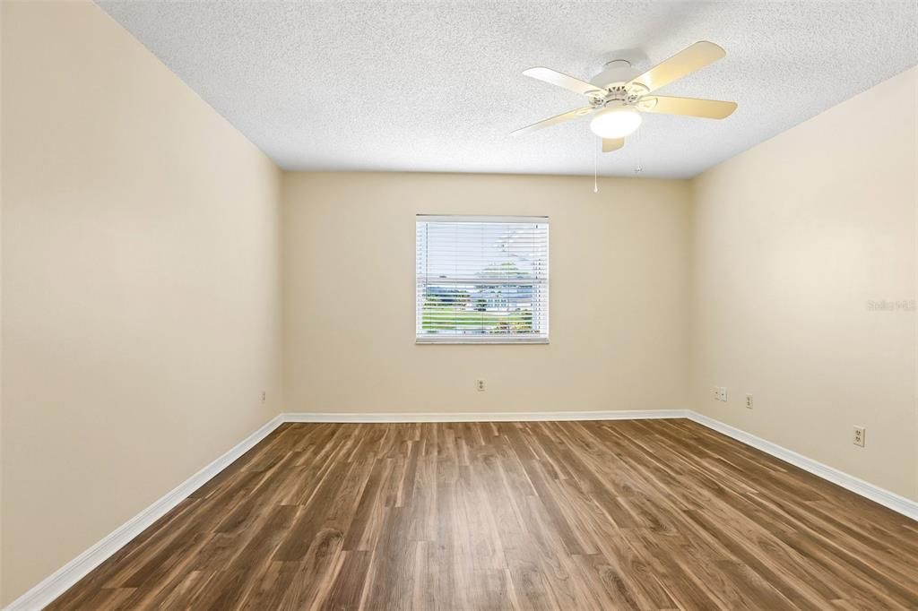 For Sale: $250,000 (2 beds, 2 baths, 1828 Square Feet)