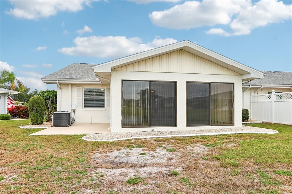 For Sale: $250,000 (2 beds, 2 baths, 1828 Square Feet)