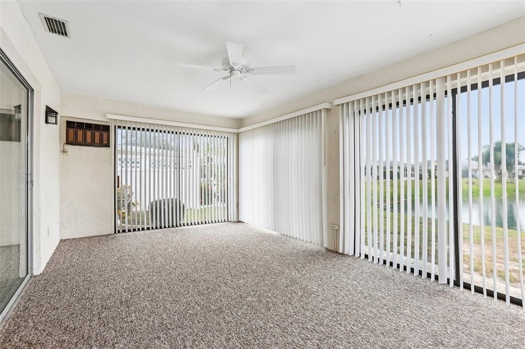 For Sale: $250,000 (2 beds, 2 baths, 1828 Square Feet)
