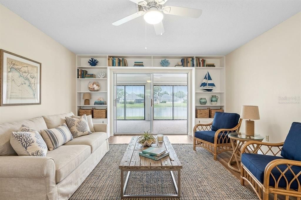 For Sale: $250,000 (2 beds, 2 baths, 1828 Square Feet)