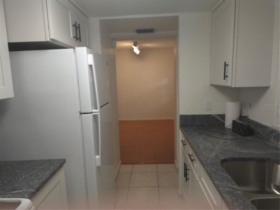 В аренду: $1,395 (1 спален, 1 ванн, 630 Квадратных фут)