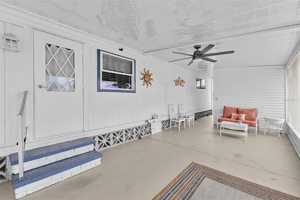 En Venta: $147,500 (2 camas, 2 baños, 1055 Pies cuadrados)