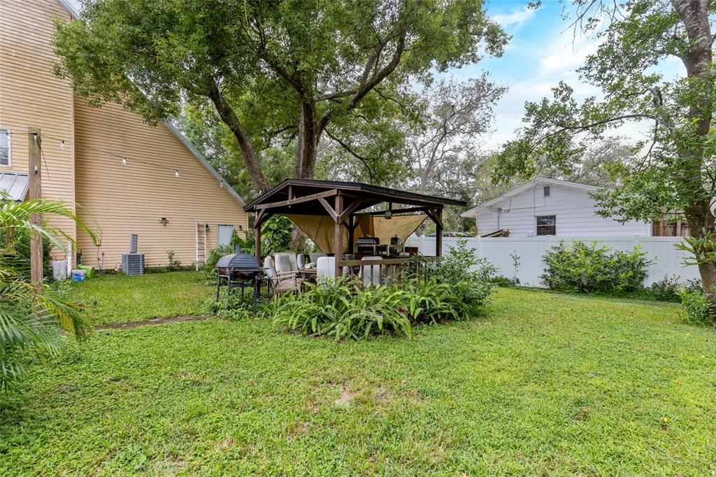 En Venta: $464,000 (4 camas, 2 baños, 2012 Pies cuadrados)