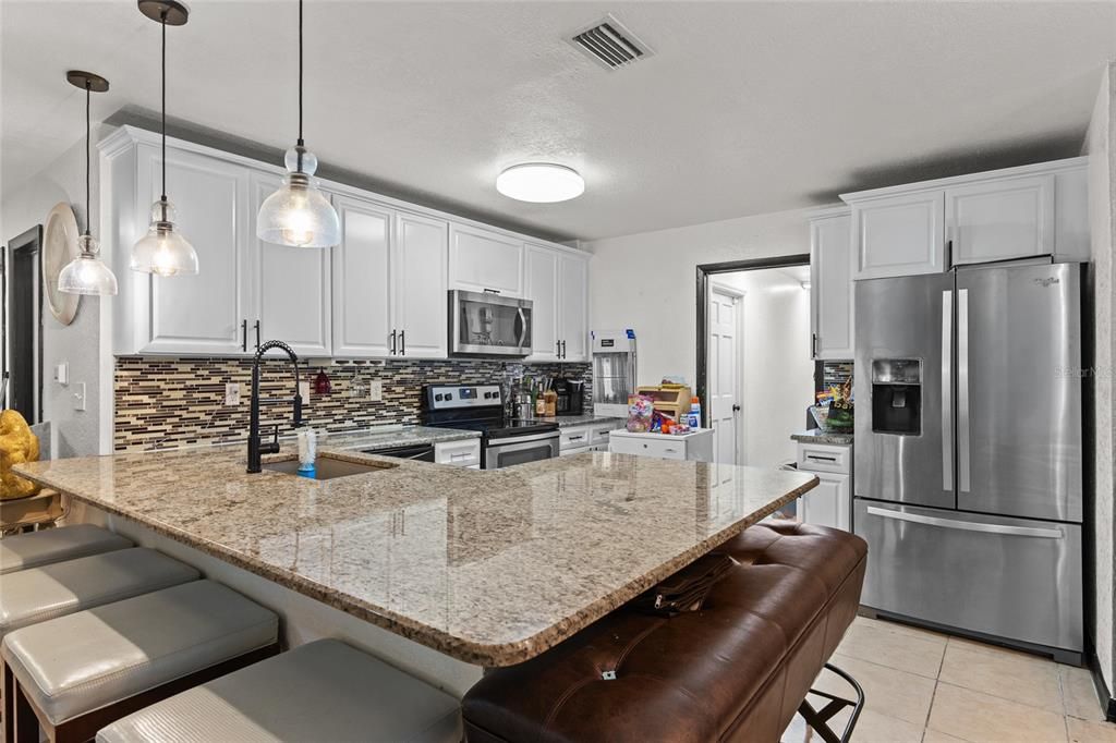 En Venta: $464,000 (4 camas, 2 baños, 2012 Pies cuadrados)