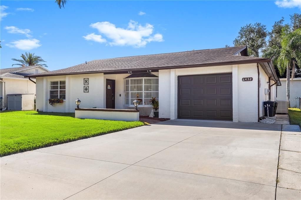 For Sale: $278,990 (3 beds, 2 baths, 1521 Square Feet)