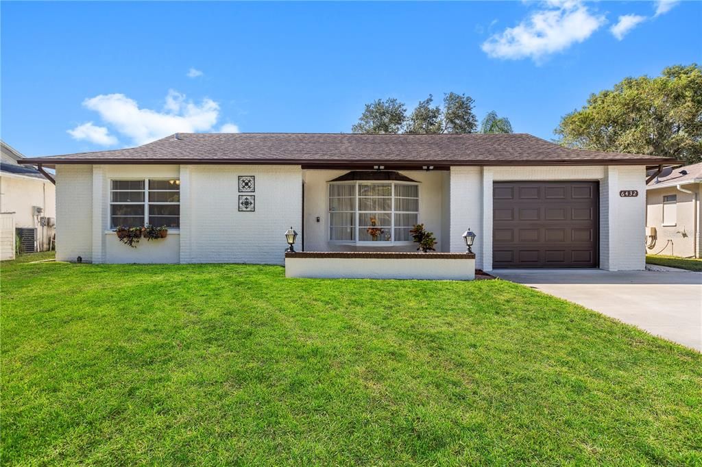 For Sale: $278,990 (3 beds, 2 baths, 1521 Square Feet)