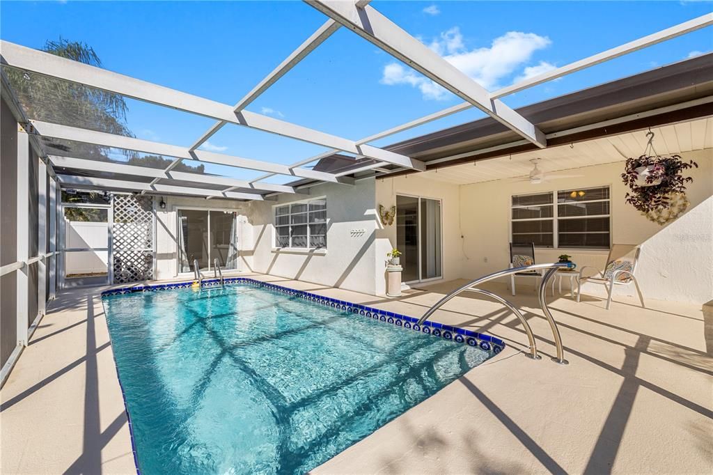 For Sale: $278,990 (3 beds, 2 baths, 1521 Square Feet)