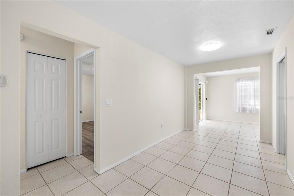 For Sale: $278,990 (3 beds, 2 baths, 1521 Square Feet)