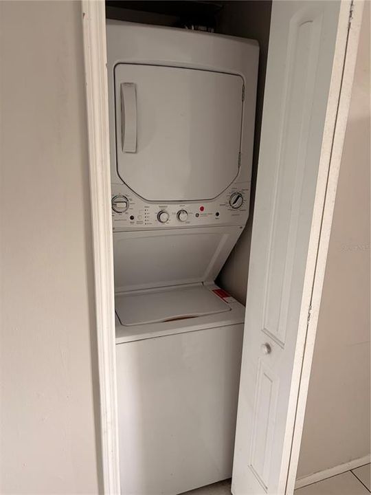 En Venta: $138,900 (2 camas, 2 baños, 1005 Pies cuadrados)