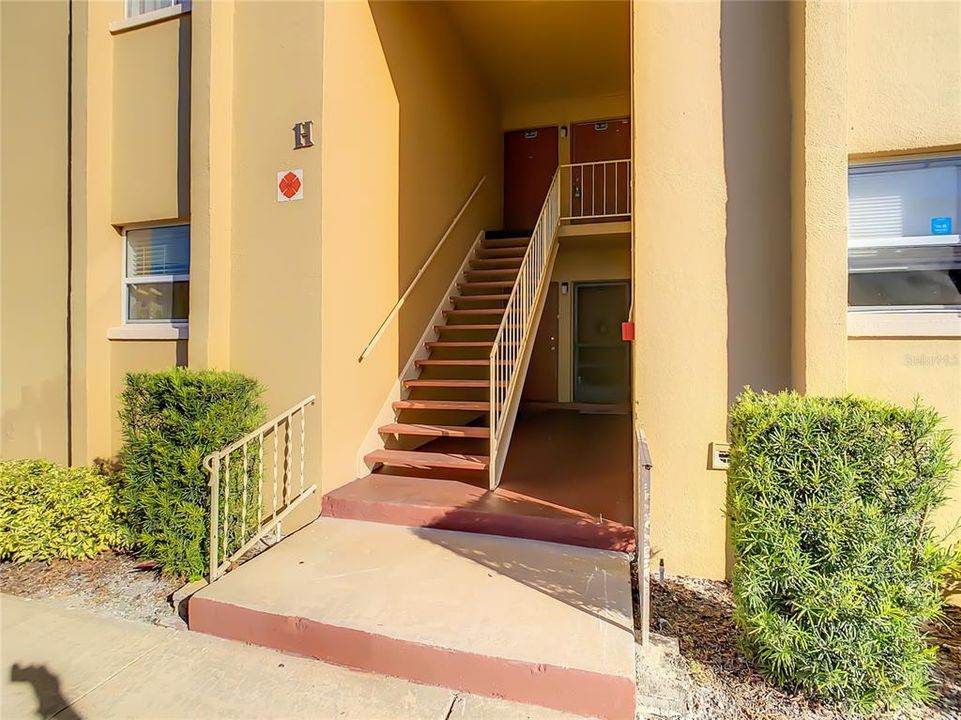 En Venta: $138,900 (2 camas, 2 baños, 1005 Pies cuadrados)