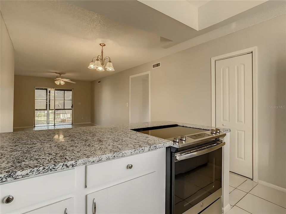 En Venta: $138,900 (2 camas, 2 baños, 1005 Pies cuadrados)