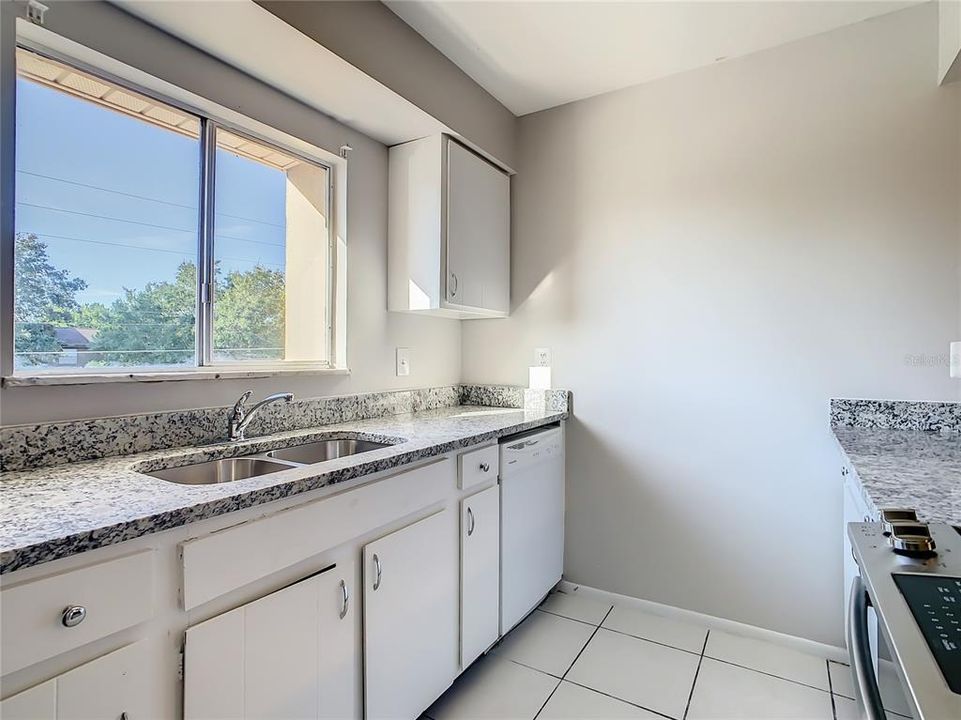 En Venta: $138,900 (2 camas, 2 baños, 1005 Pies cuadrados)