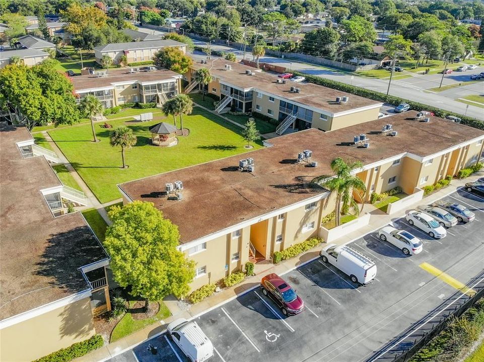 En Venta: $138,900 (2 camas, 2 baños, 1005 Pies cuadrados)
