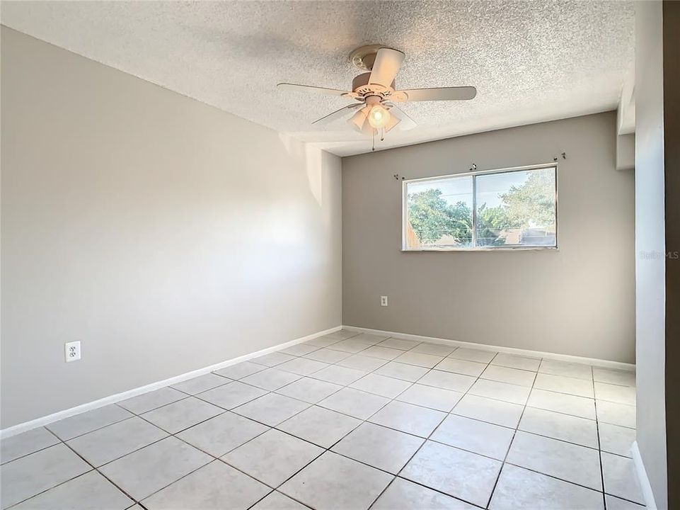 En Venta: $138,900 (2 camas, 2 baños, 1005 Pies cuadrados)