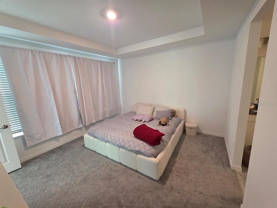 В аренду: $2,450 (3 спален, 3 ванн, 1989 Квадратных фут)