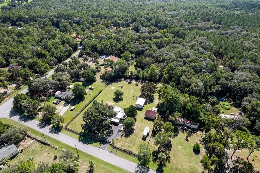 For Sale: $285,000 (2 beds, 1 baths, 1134 Square Feet)