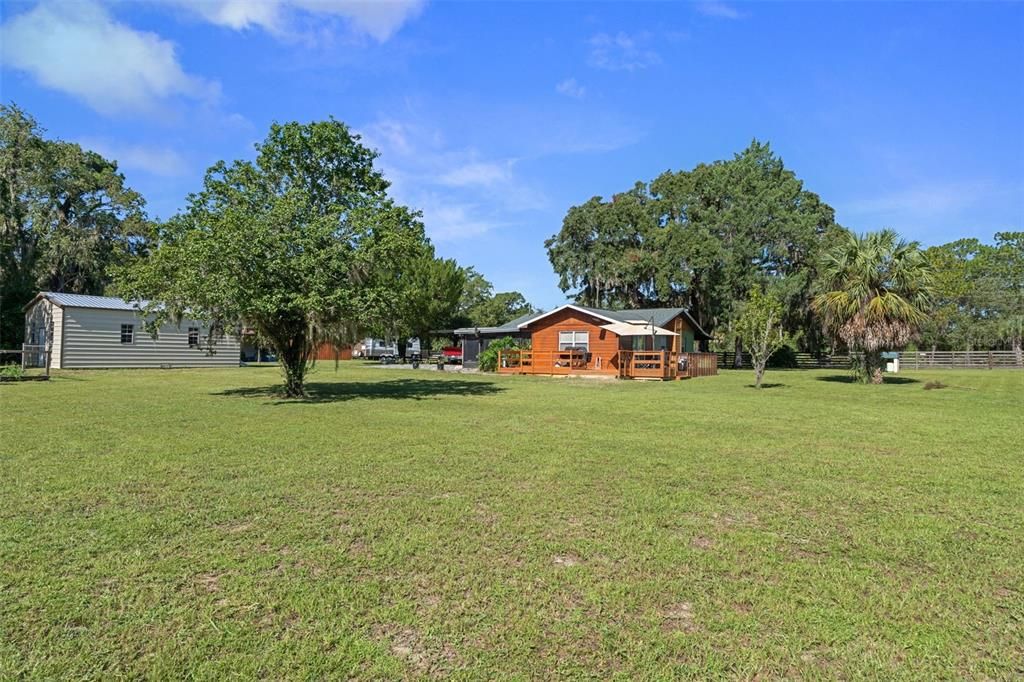 For Sale: $285,000 (2 beds, 1 baths, 1134 Square Feet)