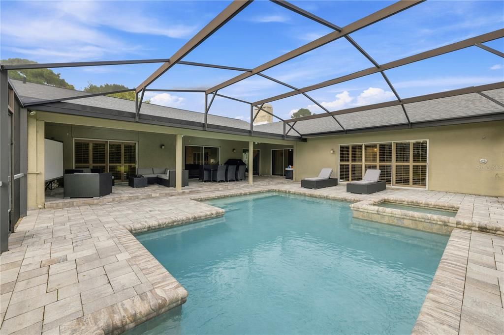 En Venta: $775,000 (4 camas, 3 baños, 3022 Pies cuadrados)