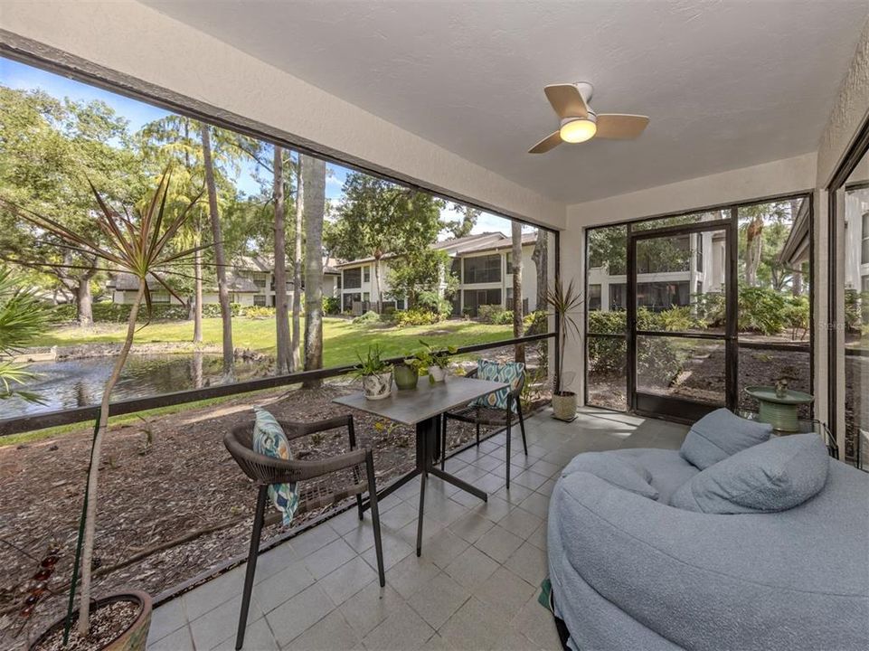 En Venta: $285,000 (2 camas, 2 baños, 1073 Pies cuadrados)