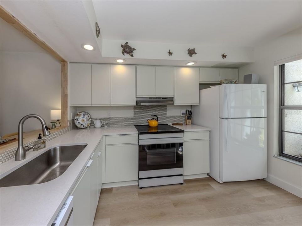 En Venta: $285,000 (2 camas, 2 baños, 1073 Pies cuadrados)