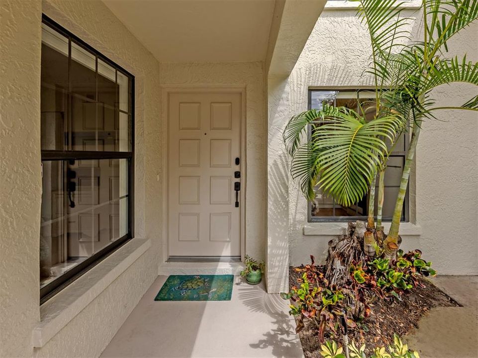 En Venta: $285,000 (2 camas, 2 baños, 1073 Pies cuadrados)