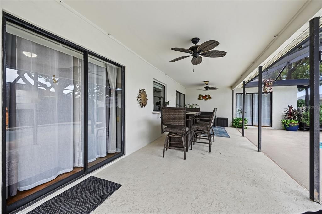 For Sale: $365,000 (3 beds, 2 baths, 1590 Square Feet)