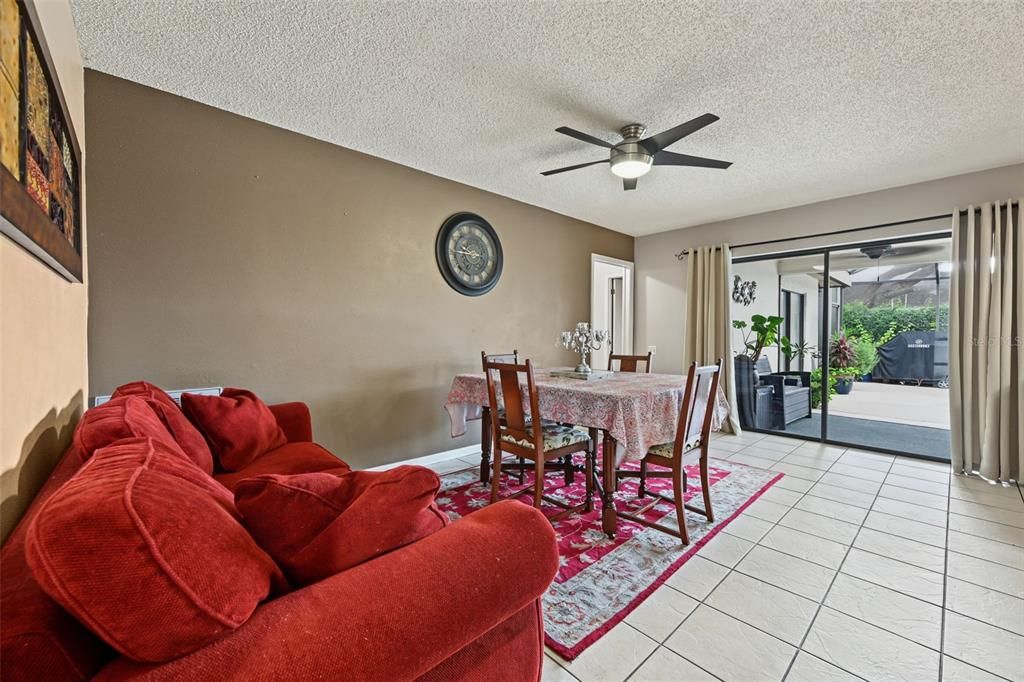 For Sale: $365,000 (3 beds, 2 baths, 1590 Square Feet)