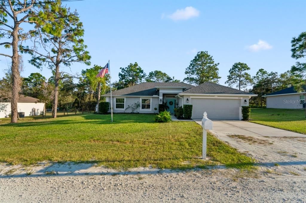 For Sale: $420,000 (4 beds, 2 baths, 1761 Square Feet)