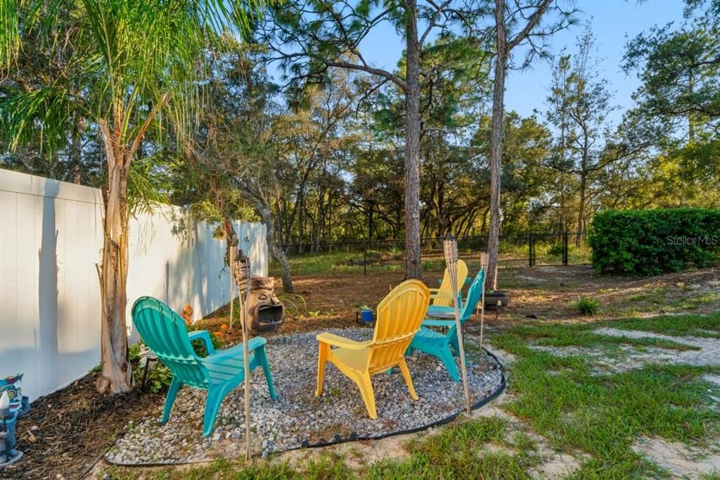 For Sale: $420,000 (4 beds, 2 baths, 1761 Square Feet)