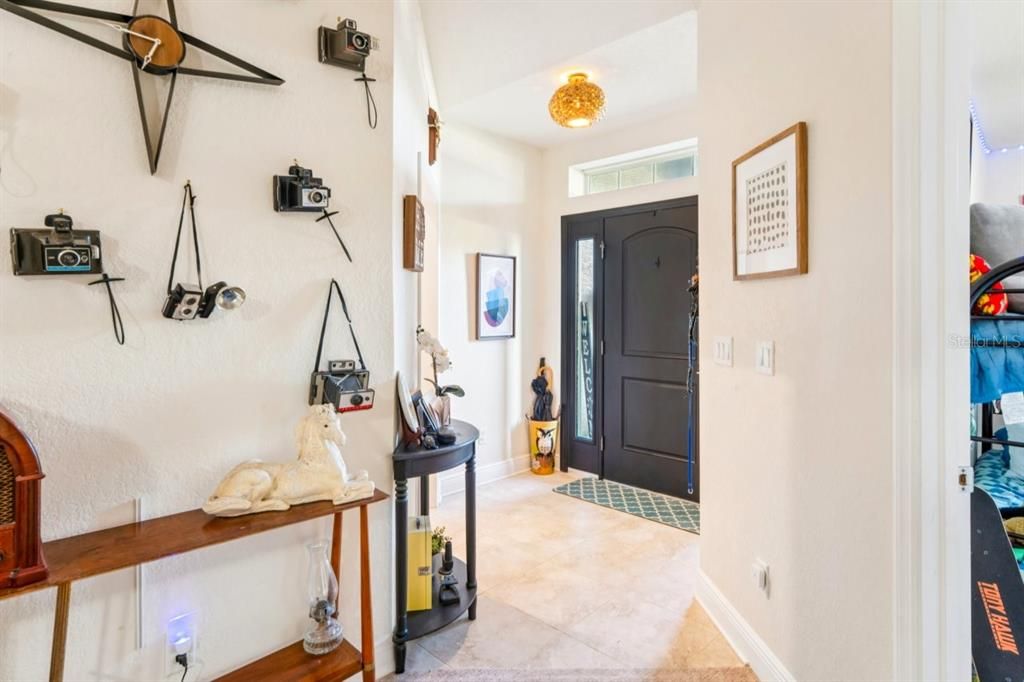 For Sale: $420,000 (4 beds, 2 baths, 1761 Square Feet)