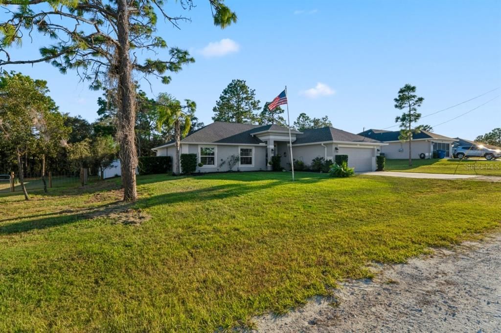 For Sale: $420,000 (4 beds, 2 baths, 1761 Square Feet)