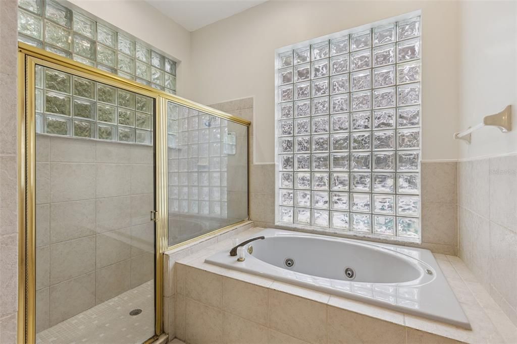 На продажу: $549,900 (3 спален, 2 ванн, 2158 Квадратных фут)