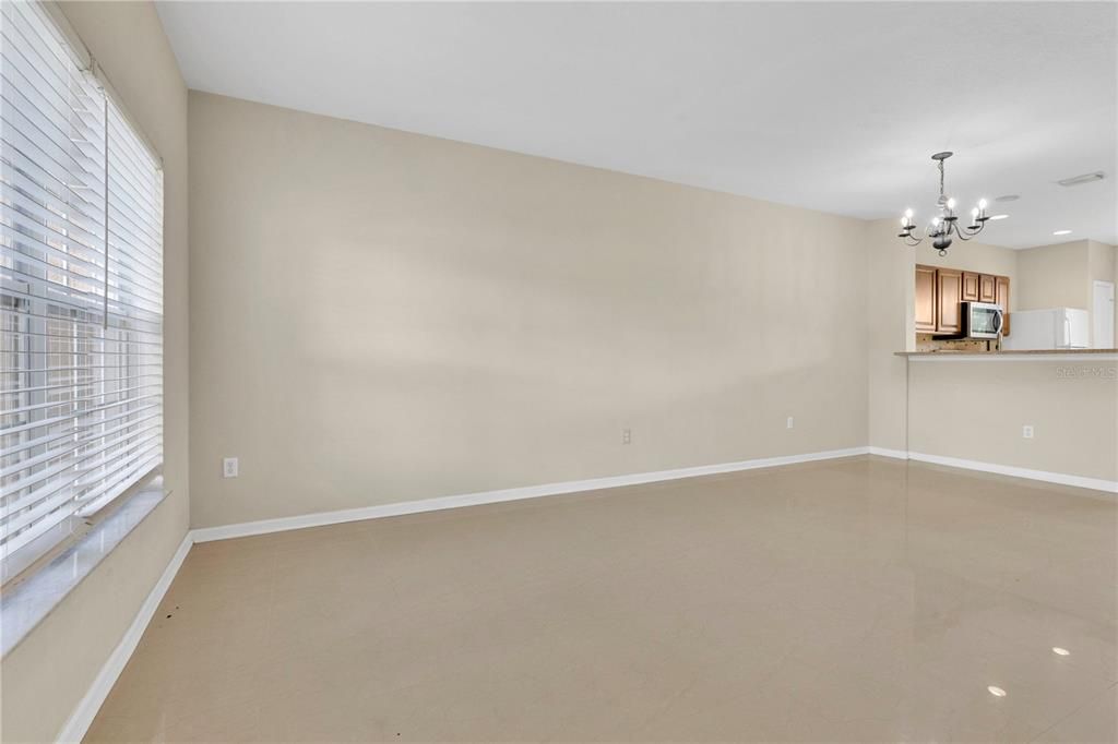 En Venta: $204,900 (2 camas, 2 baños, 1110 Pies cuadrados)
