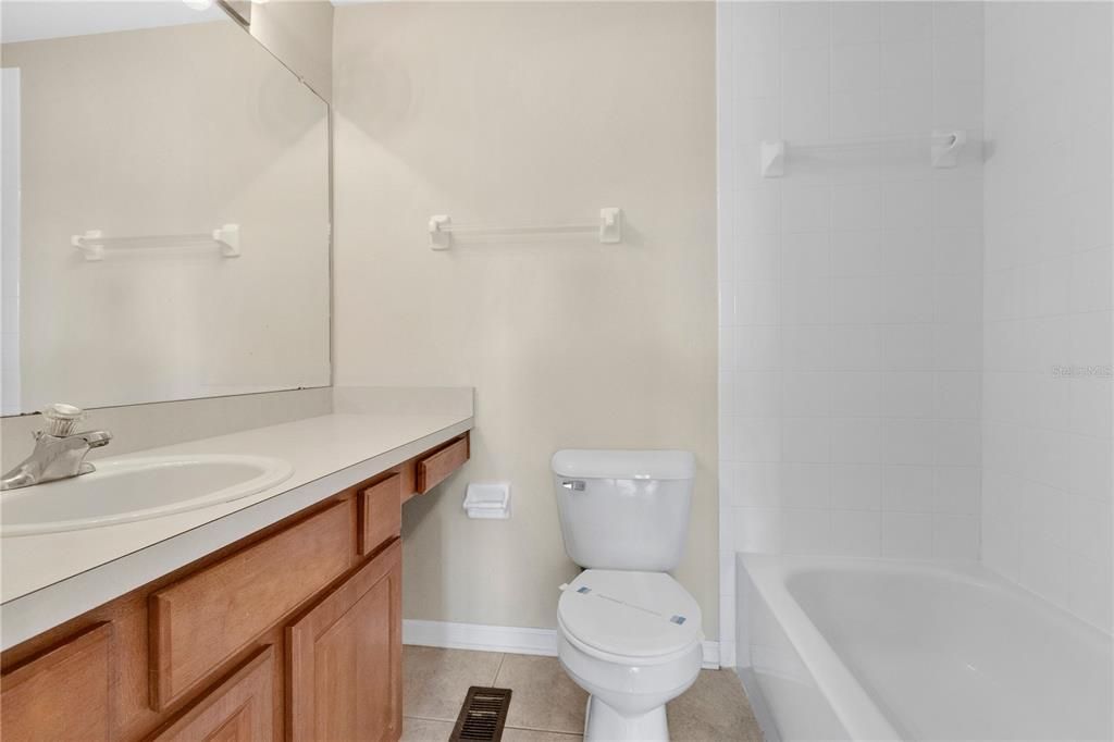 En Venta: $204,900 (2 camas, 2 baños, 1110 Pies cuadrados)