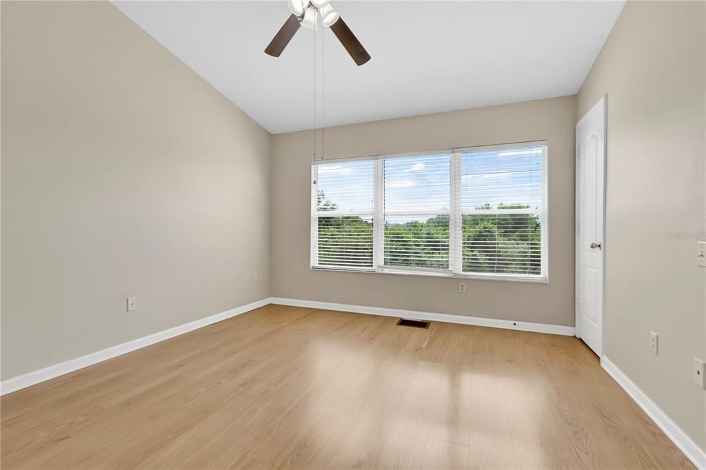 En Venta: $204,900 (2 camas, 2 baños, 1110 Pies cuadrados)