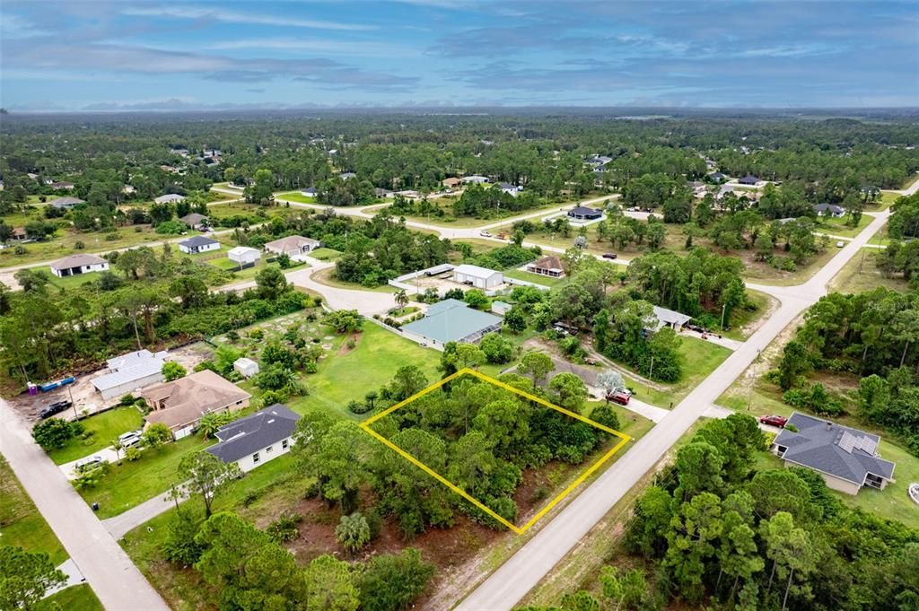 На продажу: $24,990 (0.24 acres)