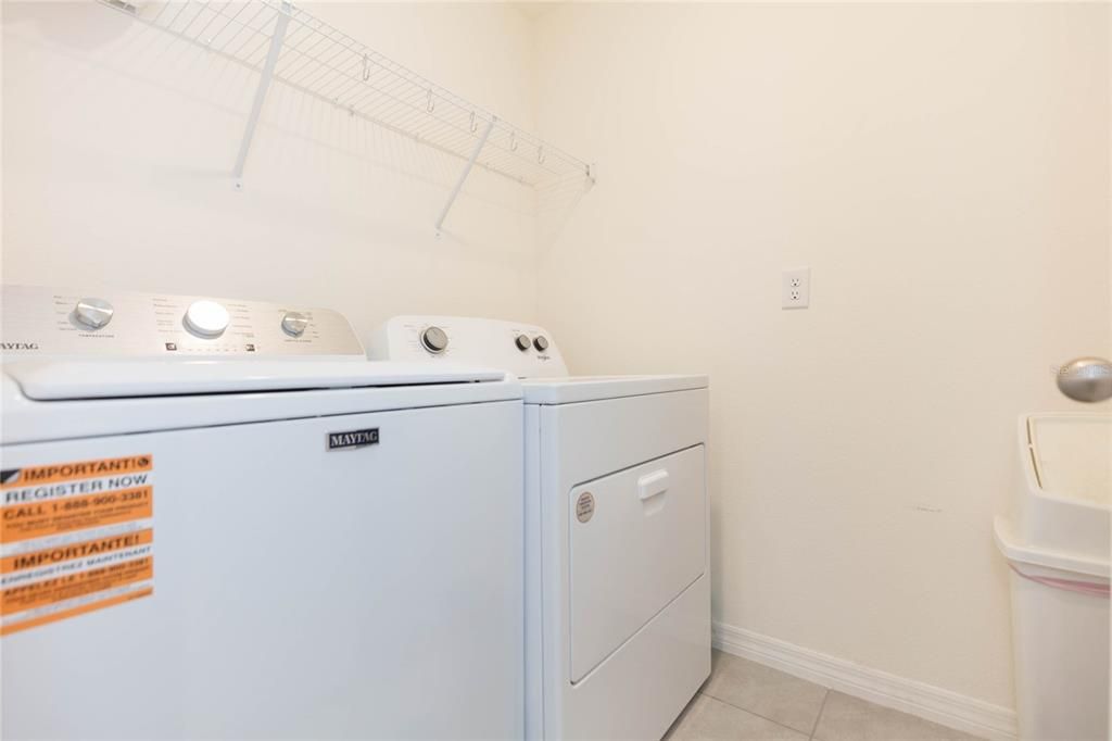 En Venta: $380,000 (4 camas, 2 baños, 1846 Pies cuadrados)