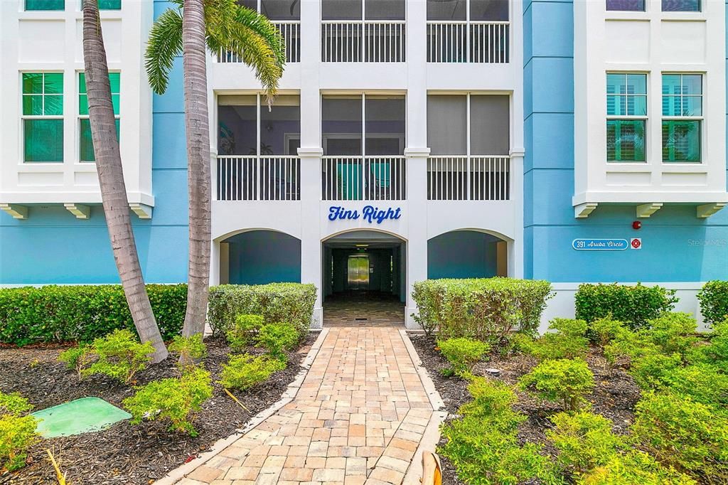 En Venta: $811,000 (3 camas, 3 baños, 1664 Pies cuadrados)