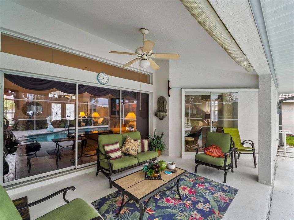 En Venta: $599,000 (3 camas, 2 baños, 2255 Pies cuadrados)