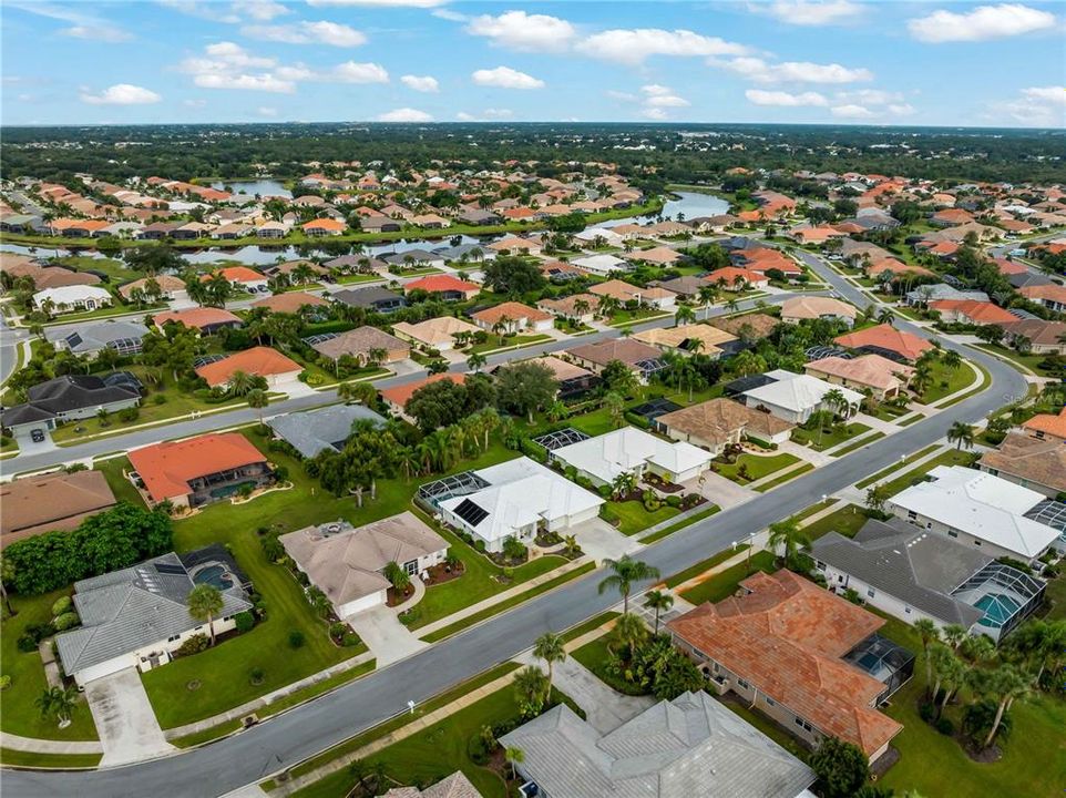 En Venta: $599,000 (3 camas, 2 baños, 2255 Pies cuadrados)