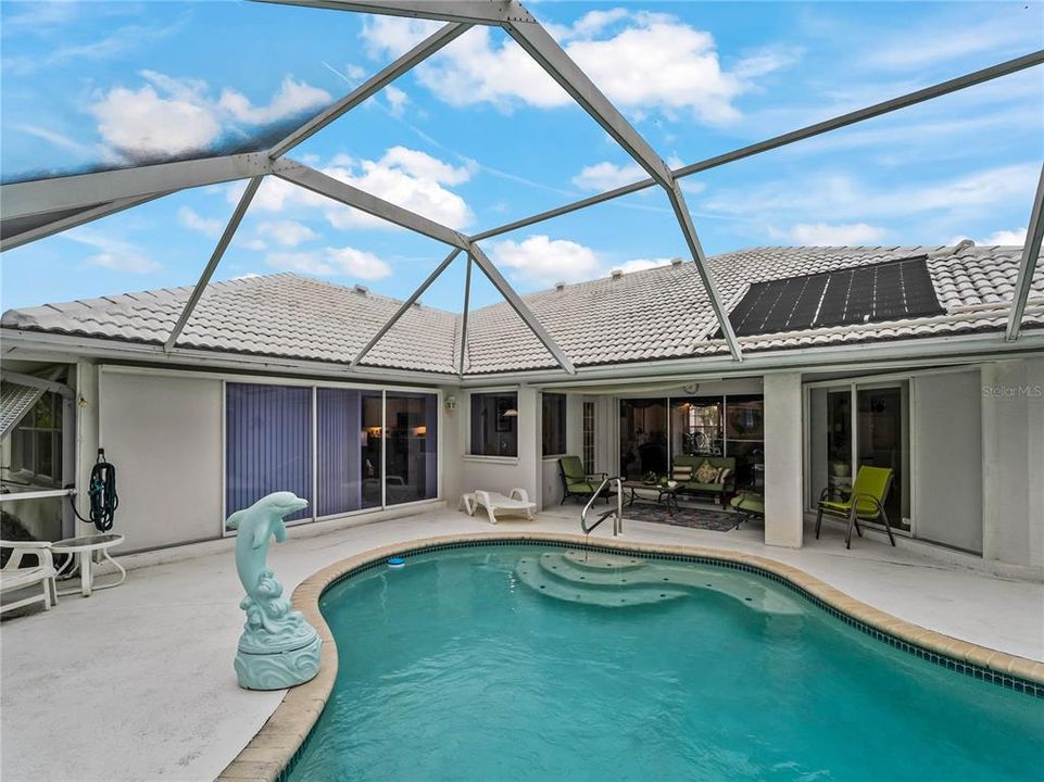 En Venta: $599,000 (3 camas, 2 baños, 2255 Pies cuadrados)