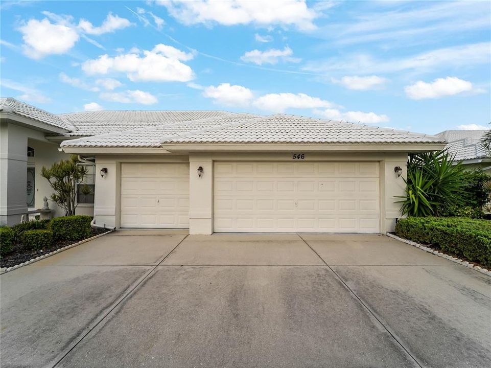 En Venta: $599,000 (3 camas, 2 baños, 2255 Pies cuadrados)