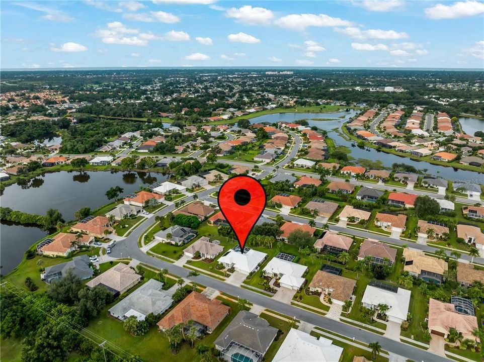 En Venta: $599,000 (3 camas, 2 baños, 2255 Pies cuadrados)