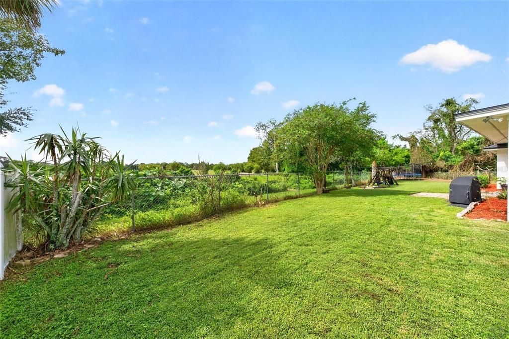 En Venta: $560,000 (4 camas, 2 baños, 2352 Pies cuadrados)