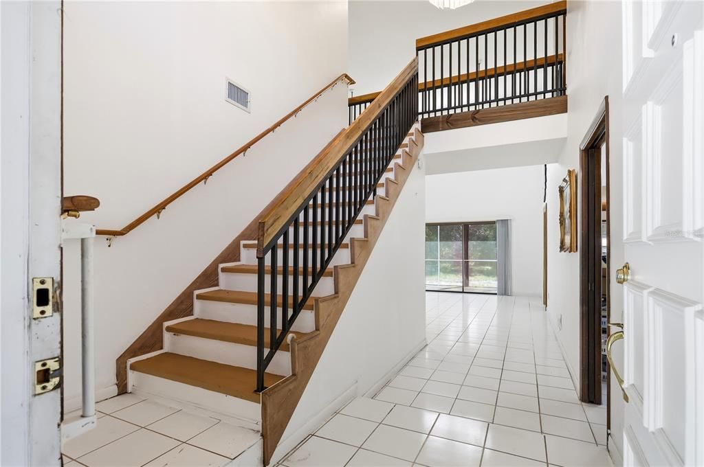 En Venta: $899,777 (4 camas, 4 baños, 2823 Pies cuadrados)