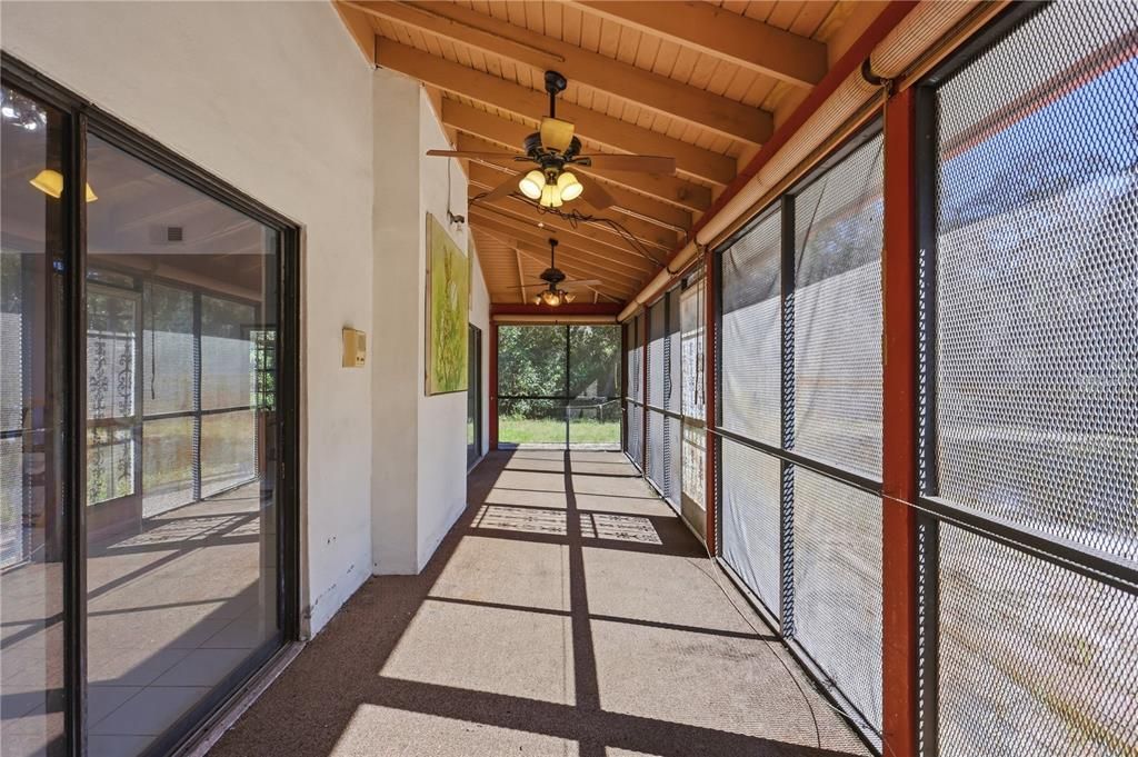 En Venta: $899,777 (4 camas, 4 baños, 2823 Pies cuadrados)