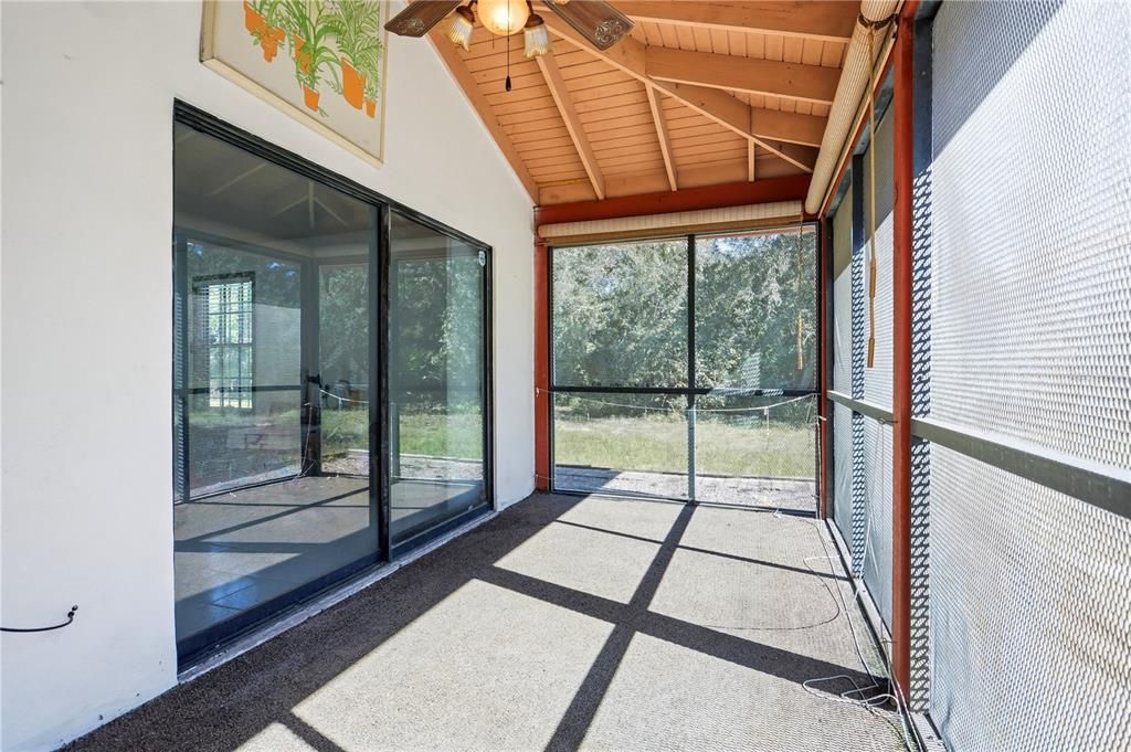 En Venta: $899,777 (4 camas, 4 baños, 2823 Pies cuadrados)