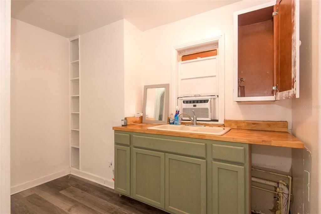 En Venta: $59,990 (0 camas, 0 baños, 1898 Pies cuadrados)
